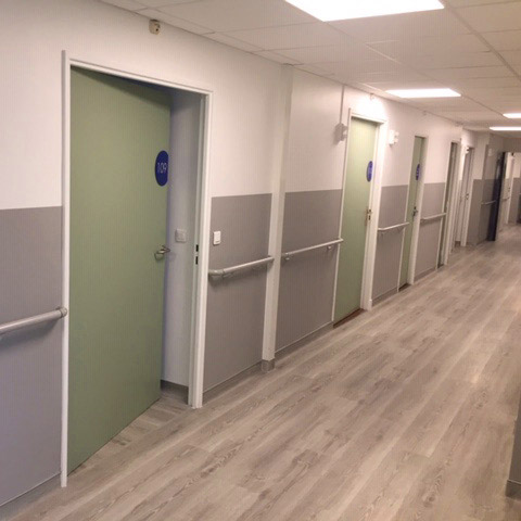 Couloir rénové de la Clinique du Plateau